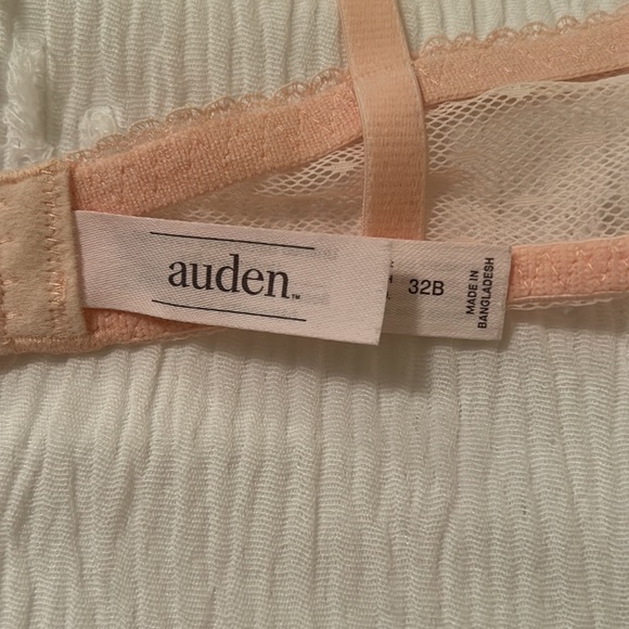 Pink lace bra - Picture 8 of 8